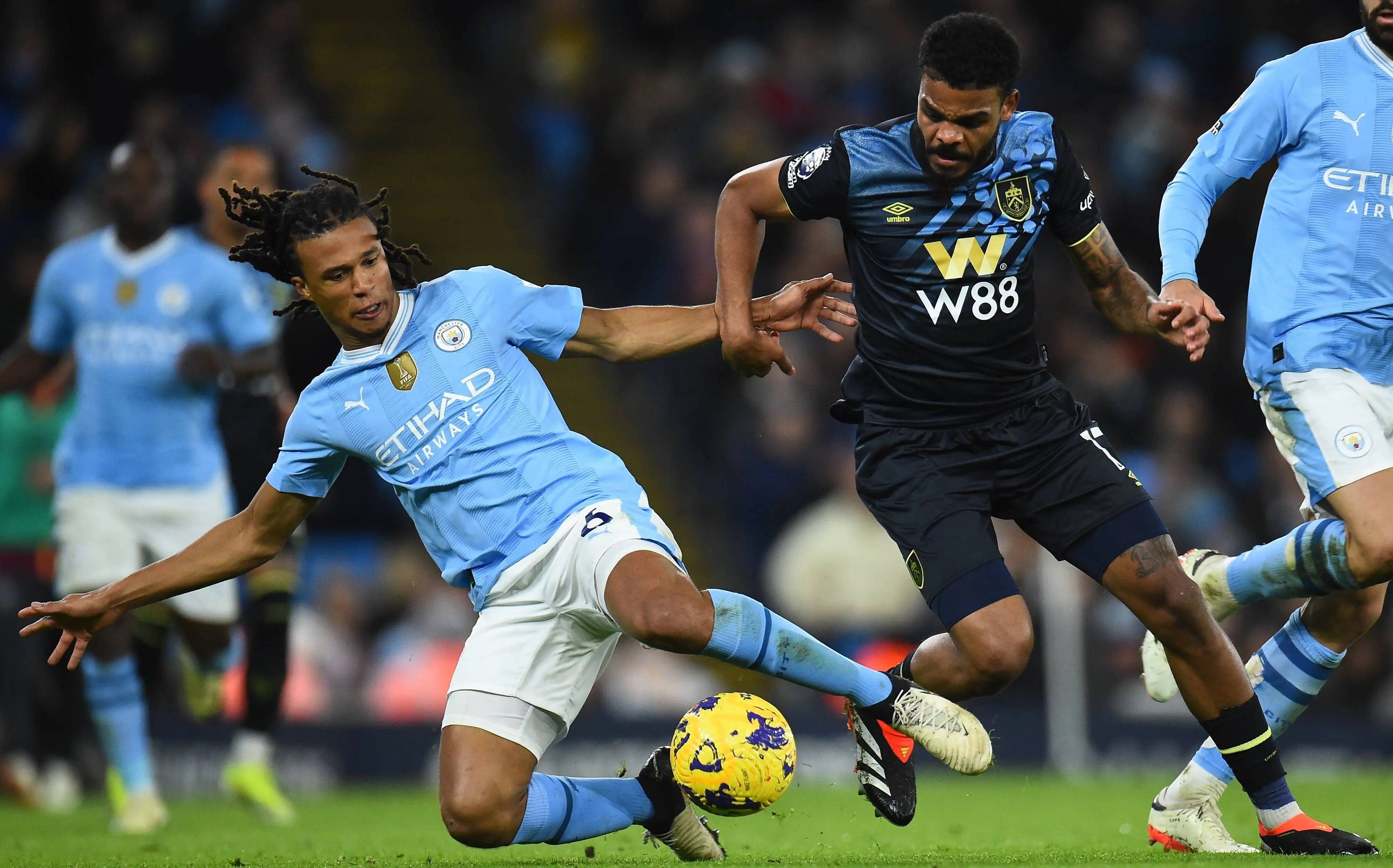 TA：皇马后卫赫伊森腹股沟不适，将接受扫描检查（TA：皇马后卫赫伊森腹股沟不适，将进行扫描评估）