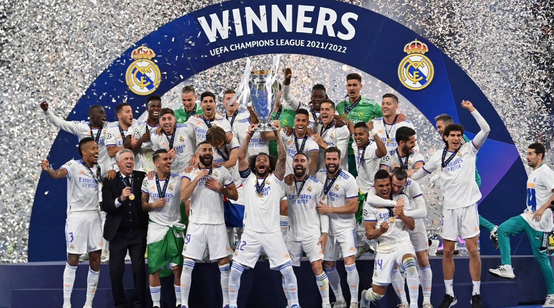 拜仁vs阿森纳 最强矛盾（拜仁对阵阿森纳：矛与盾的巅峰对决）