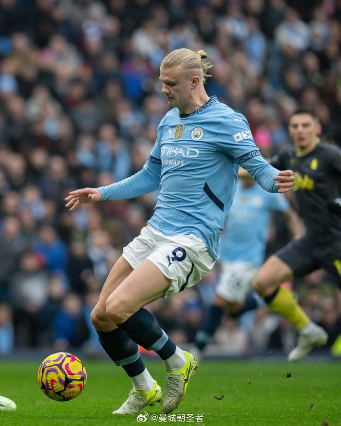 蓉城第90分钟遭扳平！李扬送点，神户点射破门2-2扳平蓉城（蓉城第90分钟遭追平：李扬送点，神户点球命中将比分改写为2-2）