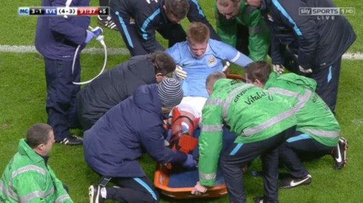 存在感一般！胡金秋&孙铭徽CBA揭幕战合砍18分6板5助（胡金秋、孙铭徽状态平平：CBA揭幕战合计18分6篮板5助攻）