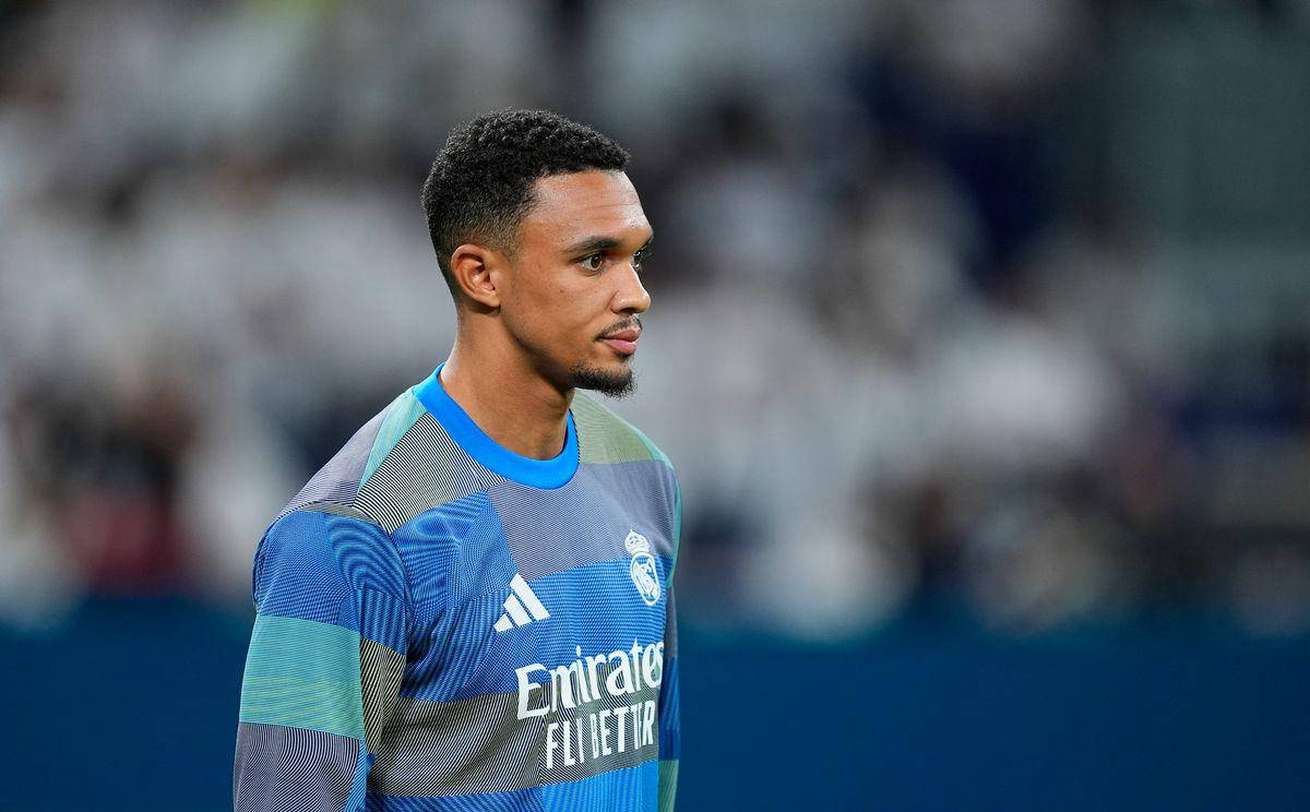 官方：孔蒂当选2025意足球盛典最佳教练，那不勒斯最佳俱乐部（官方宣布：孔蒂当选2025年意足盛典最佳教练，那不勒斯荣膺最佳俱乐部）